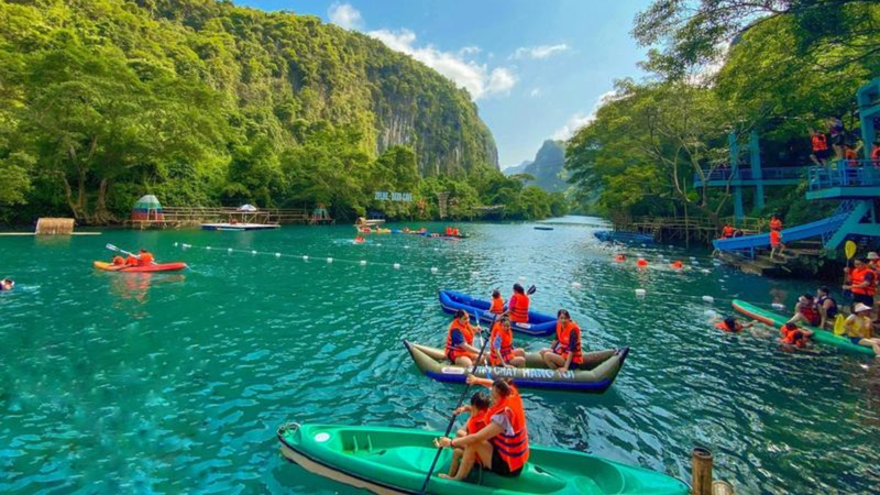 Tham quan động Thiên Đường - Sông Chày, Hang Tối (5)